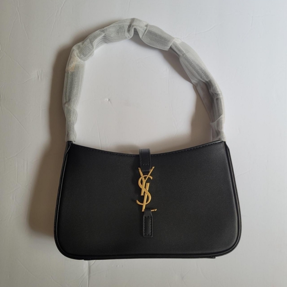 Saint Laurent Black Shoulder Bag - Picture 12 of 16